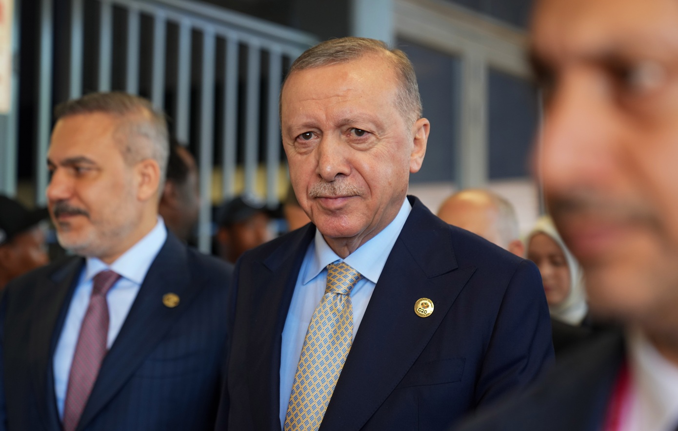 Η Τουρκία στα όρια: Γιατί ο Ερντογάν ρισκάρει τα πάντα για να «σώσει» το Ιράν