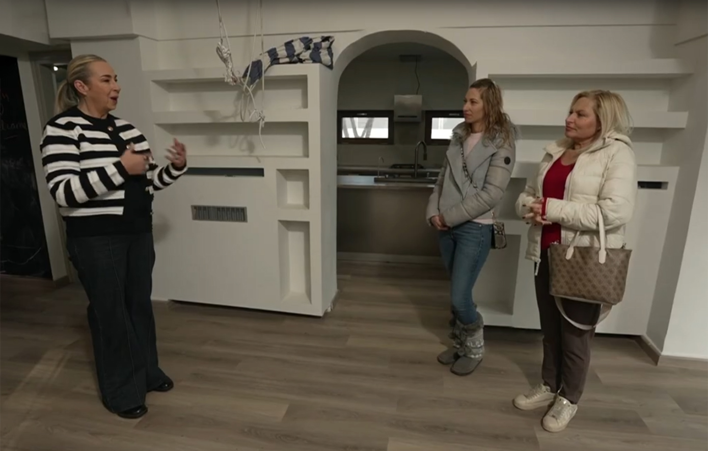 Flat Hunters: Το κυνήγι ακινήτων συνεχίζεται στην Ανατολική Αττική &#8211; Ποιος μεσίτης θα πείσει την Πένυ και τη μητέρα της;