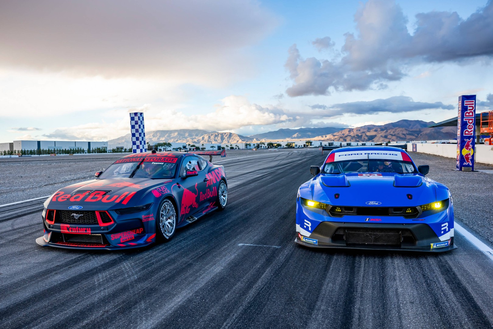 Ford: 100 χρόνια ιστορίας διασταυρώνονται στην πίστα