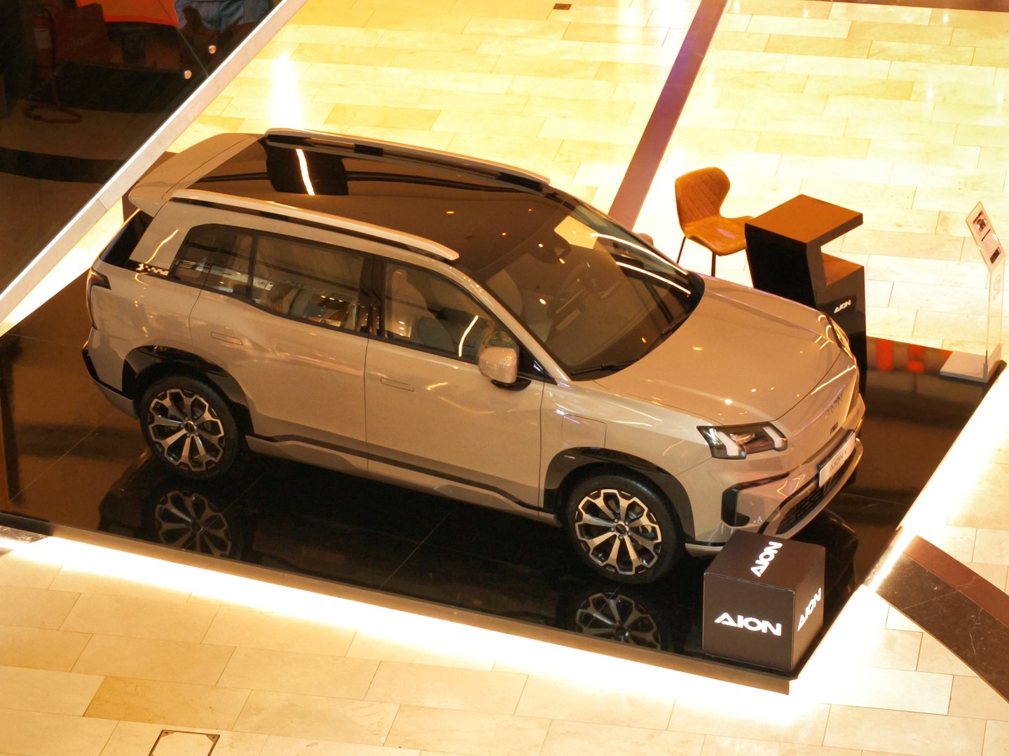 Το νέο GAC Aion V βρίσκεται στο Golden Hall Το νέο GAC Aion V βρίσκεται στο Golden Hall