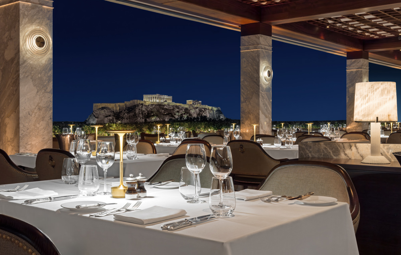 Το GB Roof Garden του Ξενοδοχείου Μεγάλη Βρεταννία καλωσορίζει τον νέο Chef de Cuisine Γιάννη Ροκανά