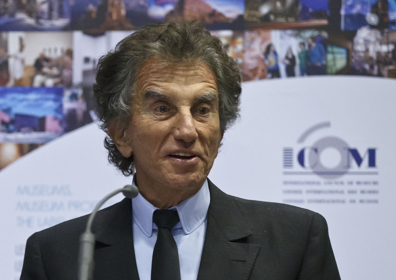 Υπόθεση Έπσταϊν: Ο πρώην υπουργός της Γαλλίας, Τζακ Λανγκ και η κόρη του ελέγχονται για φορολογική απάτη