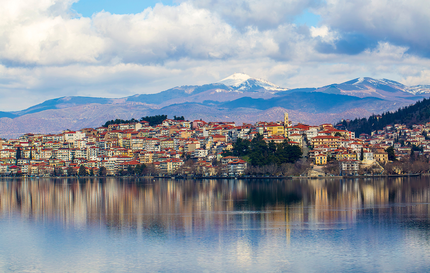 Η Καστοριά και τον χειμώνα είναι στα καλύτερά της