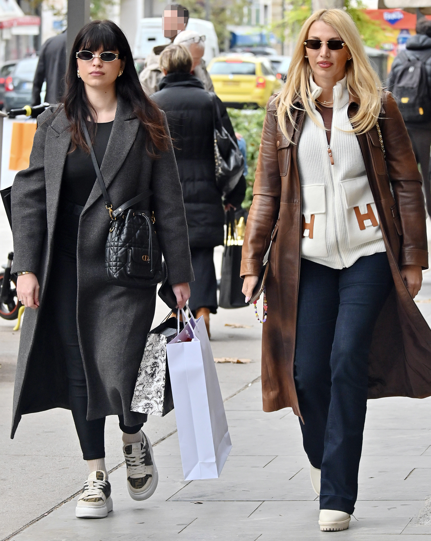 Κατερίνα Σπυροπούλου - Κωνταντίνα Σπυροπούλου Κατερίνα Σπυροπούλου - Κωνταντίνα Σπυροπούλου