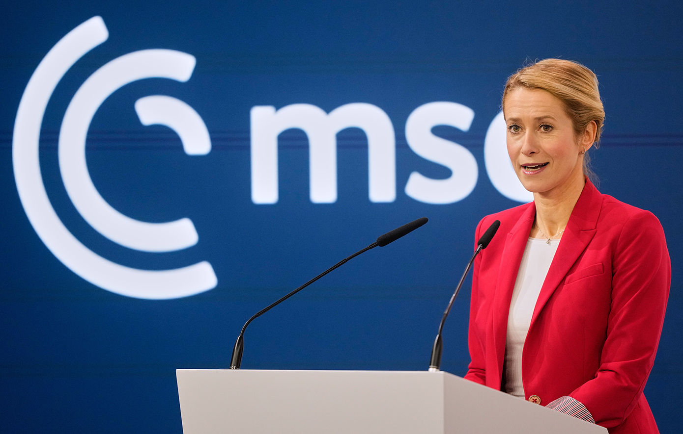 «Η πολιτική βία δεν έχει θέση σε μια δημοκρατία», λέει η Κάγια Κάλας για το περιστατικό με πυροβολισμούς στην Ουάσινγκτον