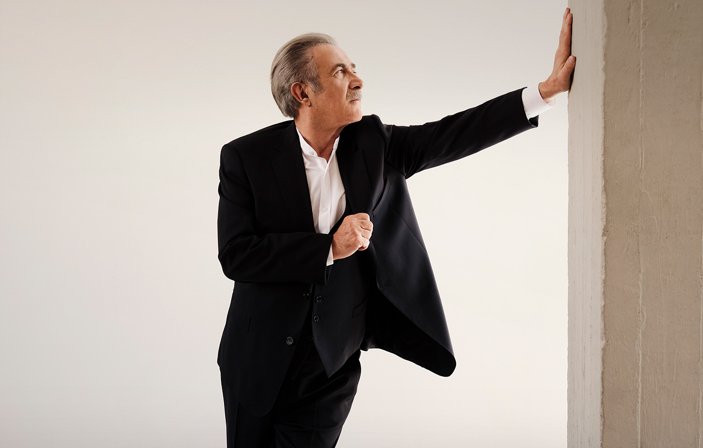 «Αλ Τσαντίρι Νιουζ» με τον Λάκη Λαζόπουλο: Καλεσμένος ο Γιάννης Κότσιρας