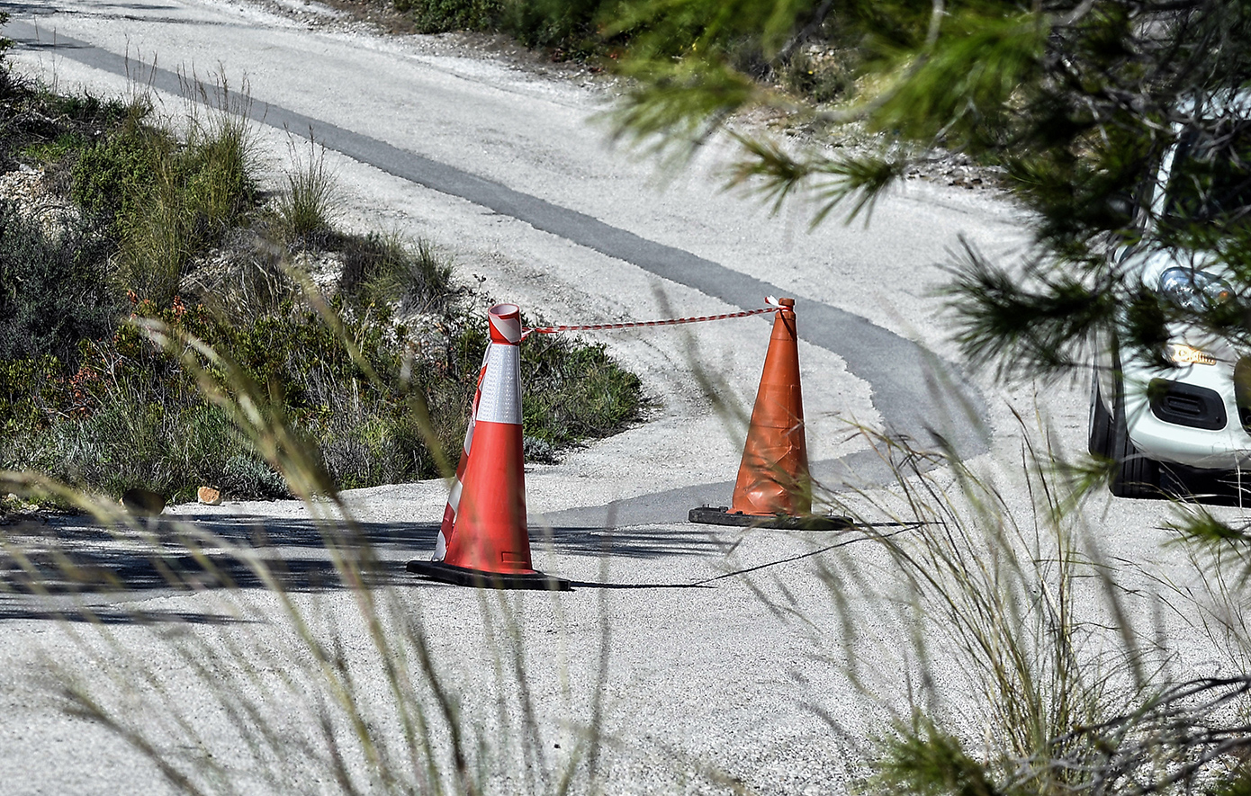 Προσαγωγές για τον θάνατο του 17χρονου στο Λουτράκι: Σπασμένος καθρέφτης σε μηχανάκι φέρεται ως αφορμή του φονικού