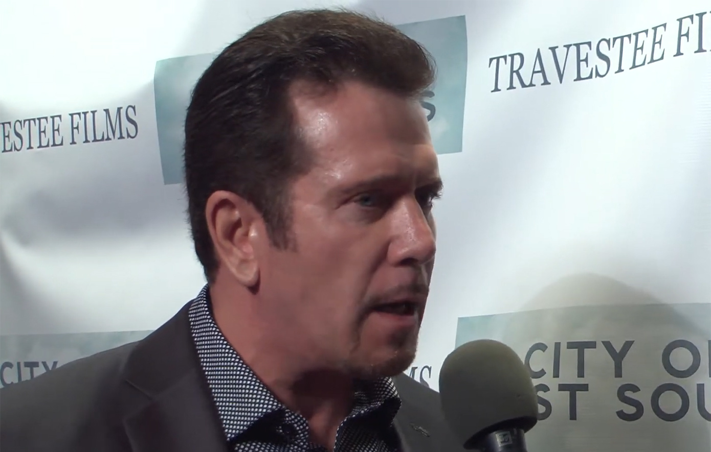 Μπόμπι Τζ. Μπράουν: Ο ηθοποιός εγκλωβίστηκε και πέθανε σε ηλικία 62 ετών μετά από φωτιά σε αχυρώνα