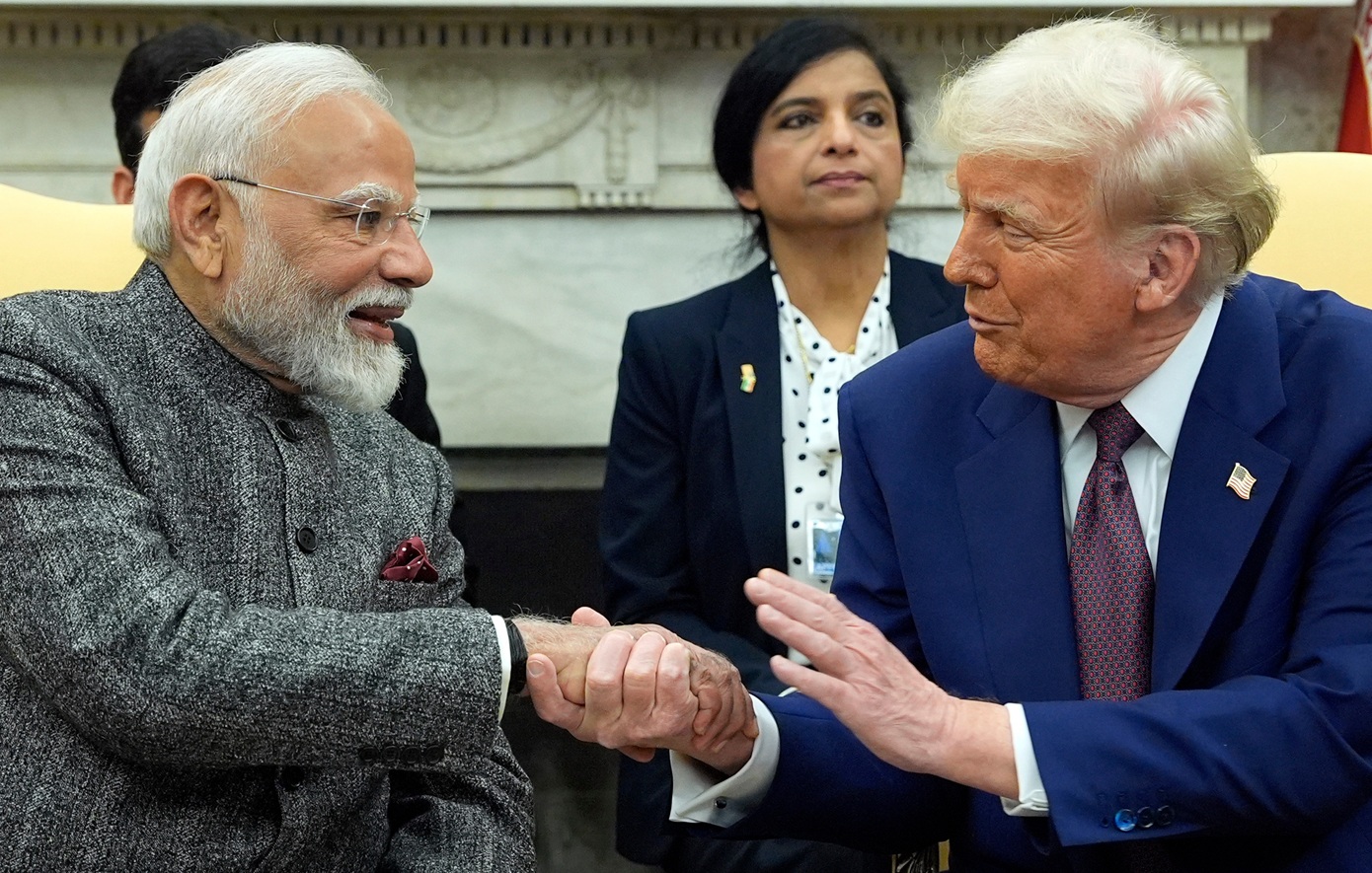 Ο Τραμπ μειώνει τους δασμούς στην Ινδία &#8211; Ο Μόντι δεσμεύτηκε να μην αγοράσει ρωσικό πετρέλαιο