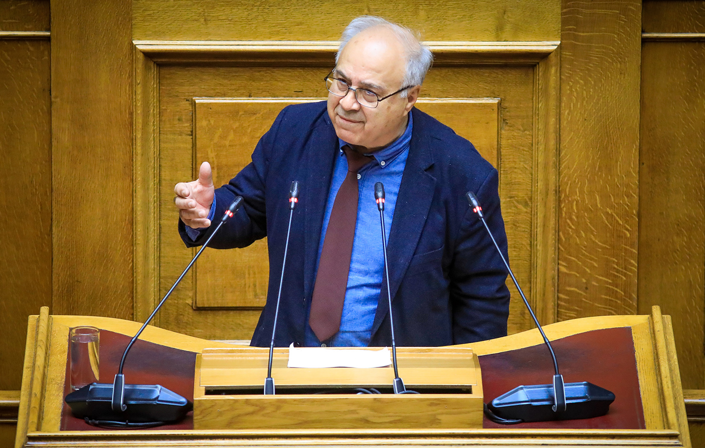 Διεγράφη από το ΠΑΣΟΚ ο βουλευτής Παναγιώτης Παρασκευαΐδης μετά τις δηλώσεις για συγκυβέρνηση «και με δικτατορικά καθεστώτα»