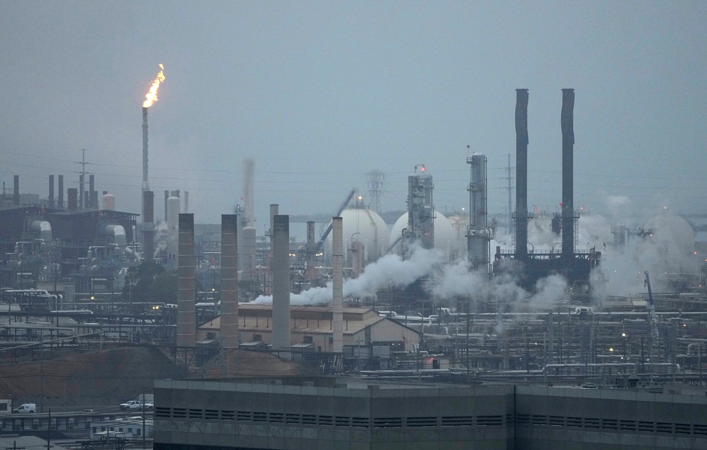 Πνίγονται στο πετρέλαιο της Βενεζουέλας: Γιατί τα αμερικανικά διυλιστήρια δεν θέλουν τα «φθηνά» βαρέλια;