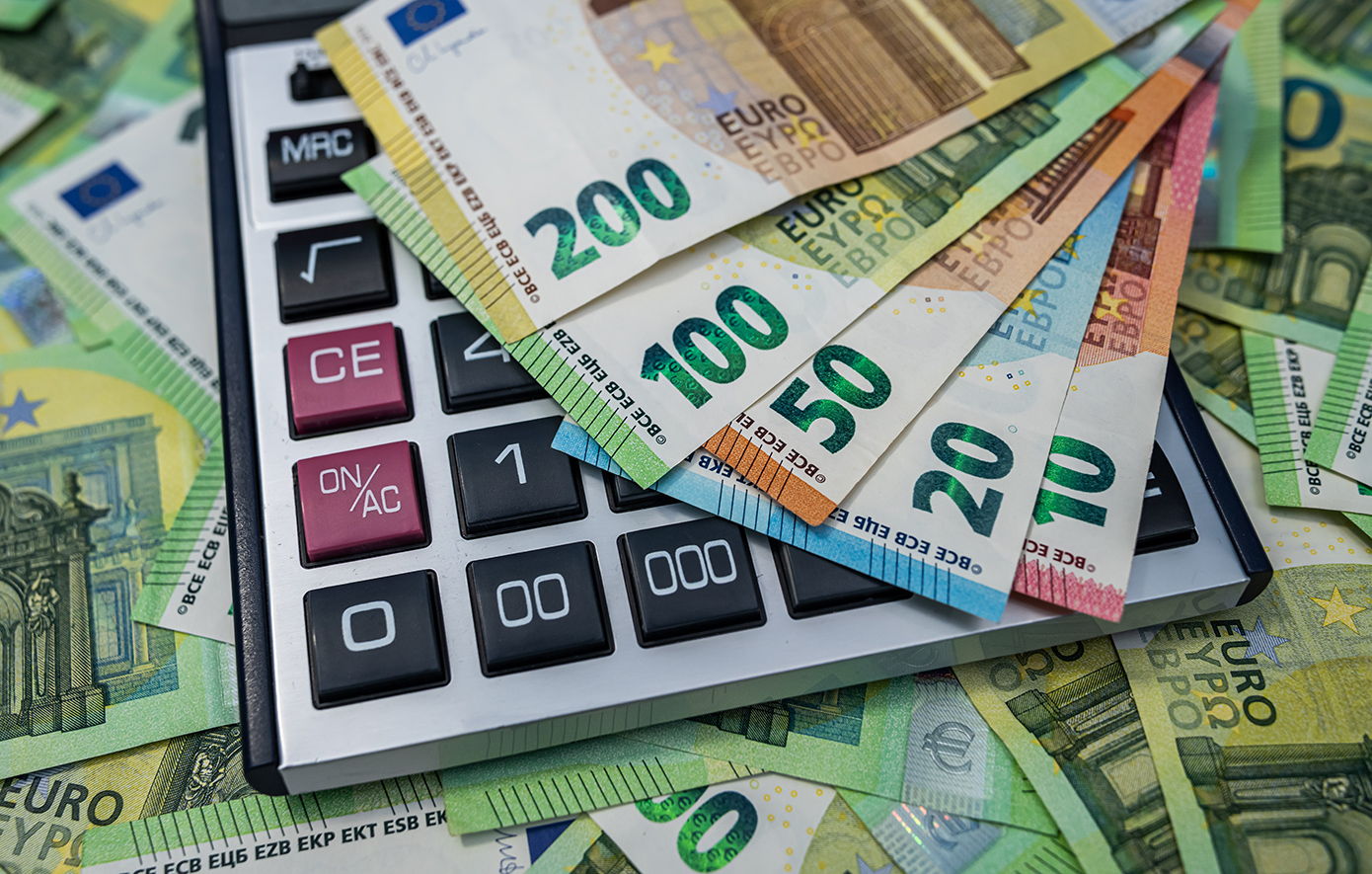 e-ΕΦΚΑ και ΔΥΠΑ: Πότε μπαίνουν τα χρήματα στους λογαριασμούς – Αναλυτικά οι πληρωμές για 87.640 δικαιούχους