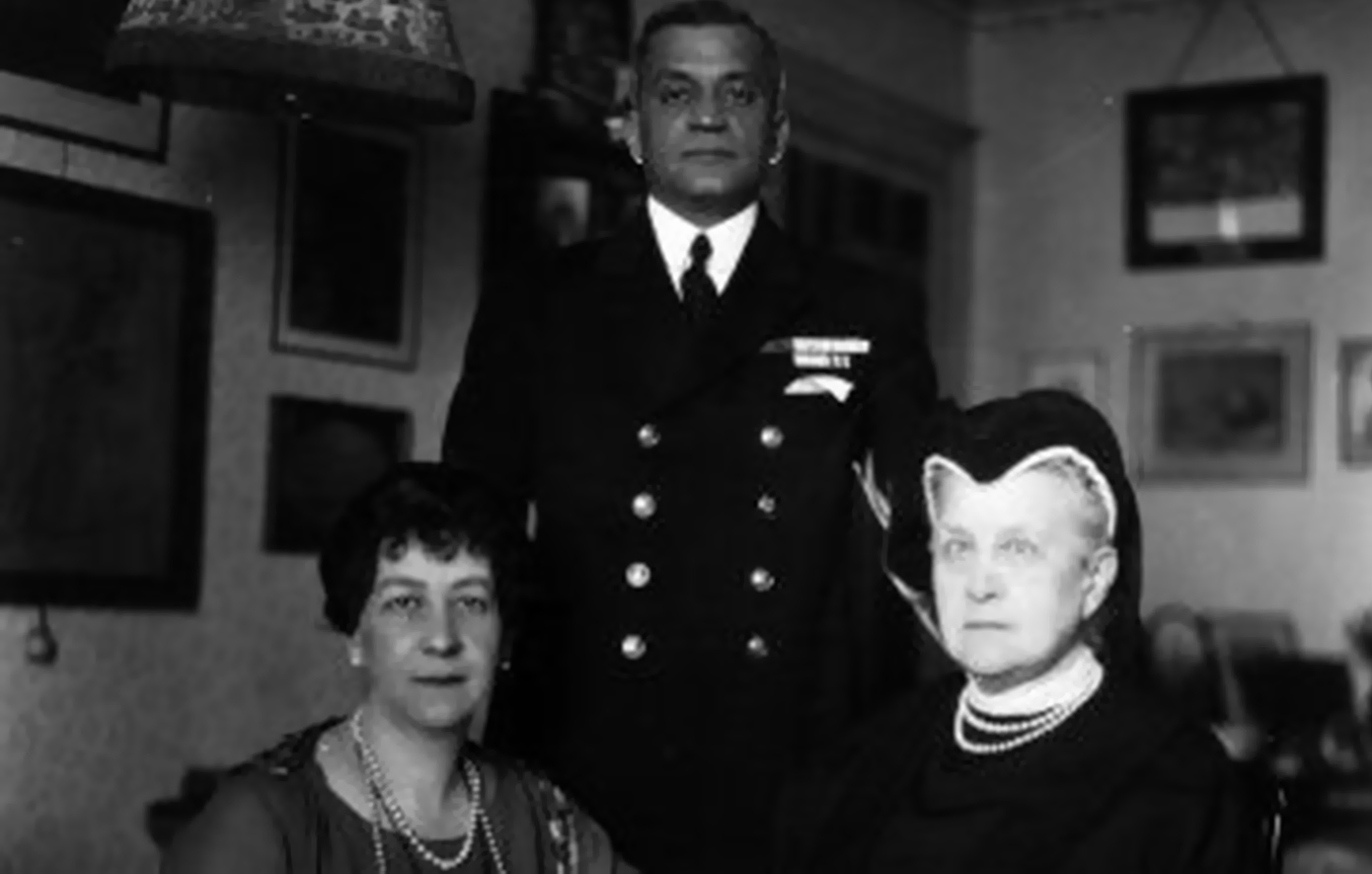 Ο Έλληνας αξιωματικός του Ναυτικού που παντρεύτηκε πριγκίπισσα – Γνωριστήκαν στο κατάστρωμα πλοίου