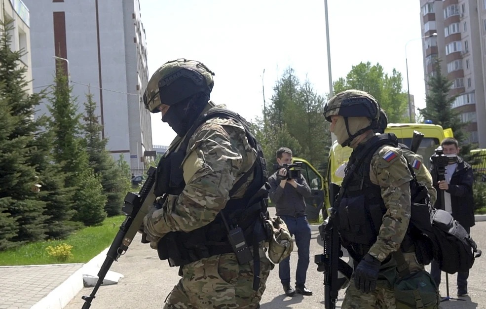 Ρωσική υπηρεσία ασφαλείας: Ύποπτος για την επίθεση κατά υψηλόβαθμου στρατιωτικού στη Μόσχα τέθηκε υπό κράτηση στο Ντουμπάι