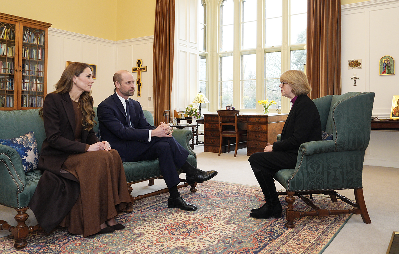 Ουίλιαμ και Κέιτ συναντήθηκαν με την πρώτη γυναίκα Αρχιεπίσκοπο του Καντέρμπερι, Σάρα Μουλάλι
