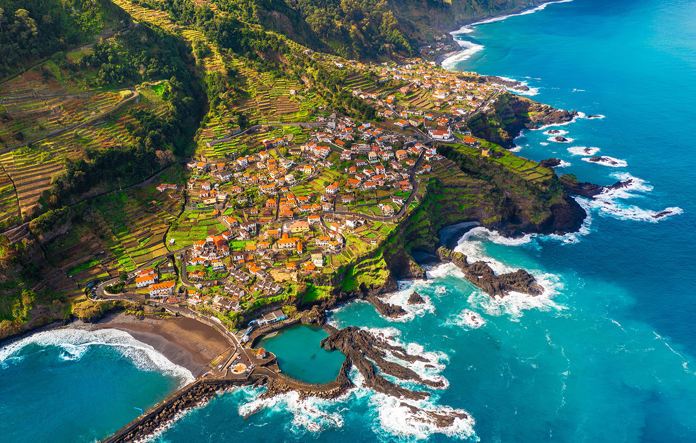 Seixal: Το άγριο, κινηματογραφικό πρόσωπο της Μαδέρα
