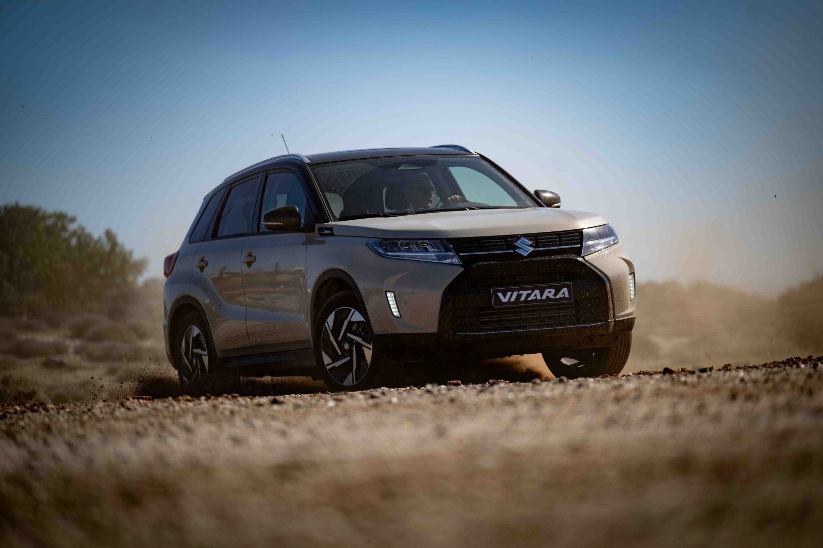 Το Suzuki Vitara πρωταγωνιστεί σε κινηματογραφική τριλογία