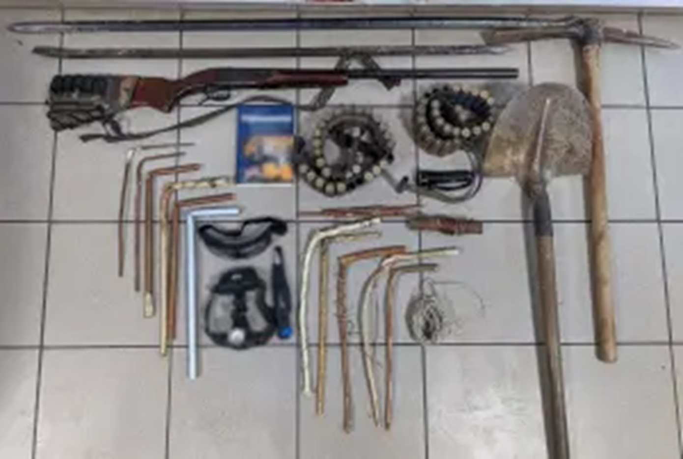 Θεσσαλονίκη: Τρεις συλλήψεις για λαθρανασκαφές &#8211; Έψαχαν σε αρχαιλογικούς χώρους