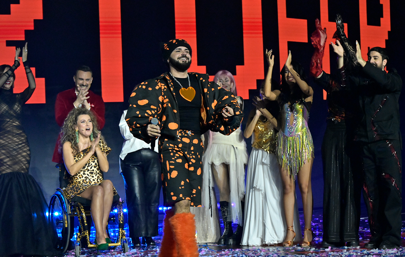 Ο Akylas με το «Ferto» κέρδισε στον τελικό του Sing For Greece