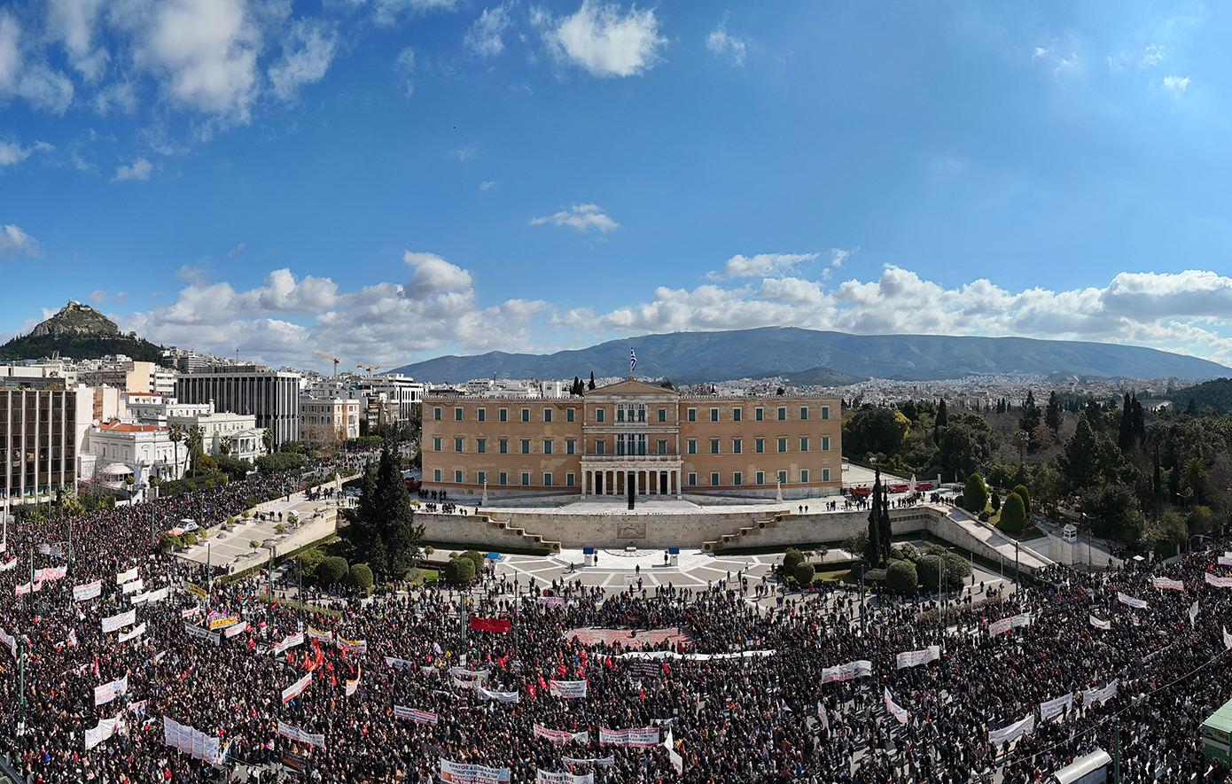 Liveblog: Τρία χρόνια από την τραγωδία των Τεμπών &#8211; Συλλαλητήρια σε όλη την Ελλάδα, κλειστό το κέντρο της Αθήνας