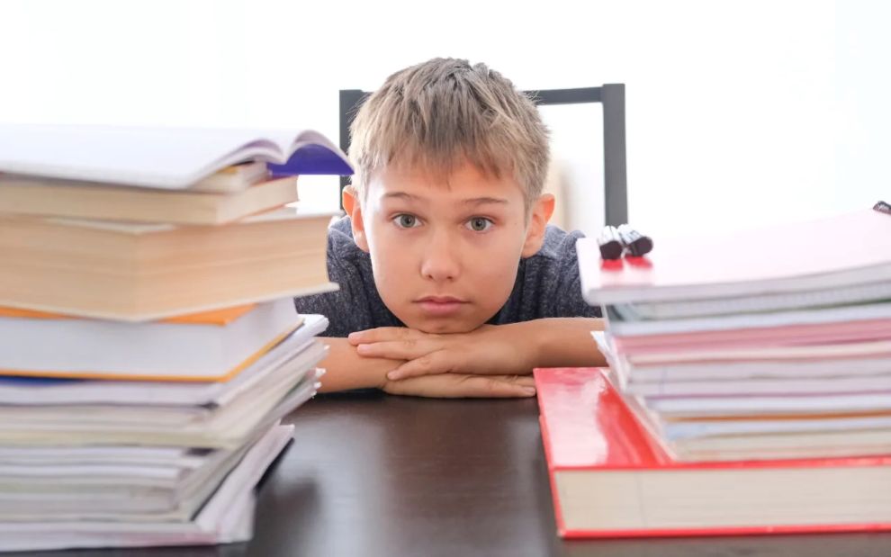 Γιατί ένα παιδί με υψηλές δυνατότητες «κολλάει» στο σχολείο και πώς το ξεμπλοκάρεις
