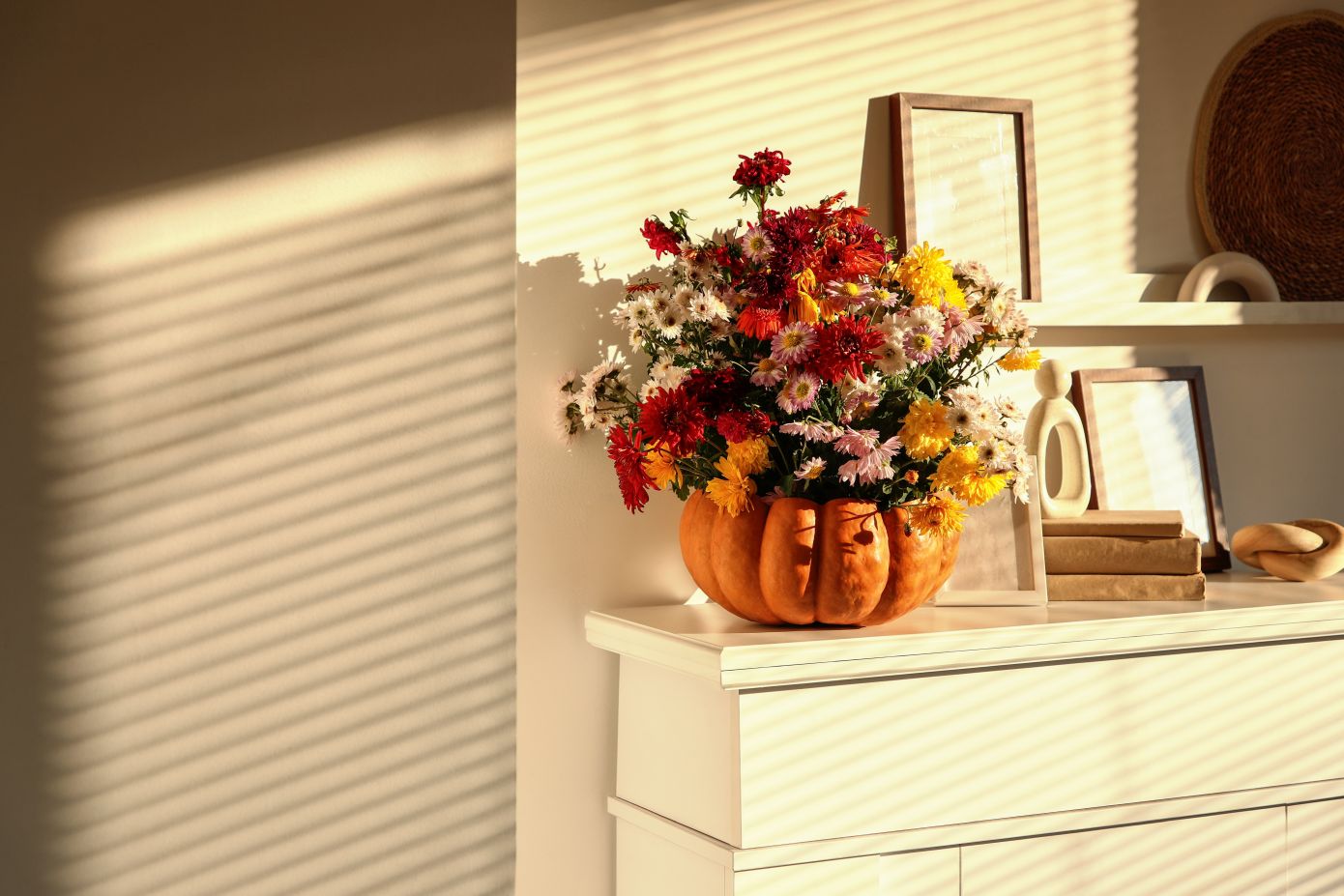 Aυτή η απλή φόρμουλα διακόσμησης ταιριάζει σε κάθε σπίτι