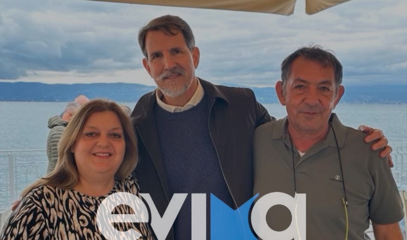 Παύλος Ντε Γκρες: Ξετρελάθηκε με την ταραμοσαλάτα και το χταπόδι στιφάδο που έφαγε σε ουζερί της Εύβοιας