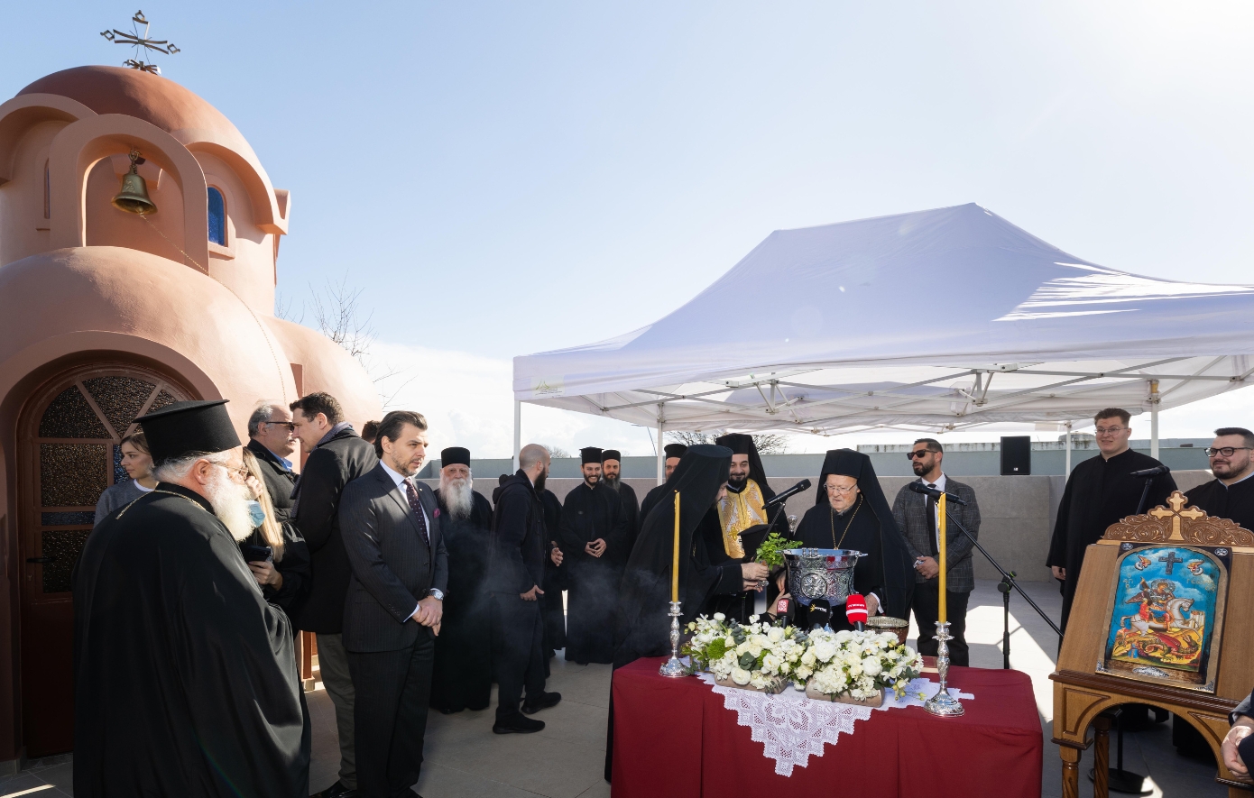 Ιατρικό Διαβαλκανικό Θεσσαλονίκης: Συγκίνηση και λαμπρότητα στα Θυρανοίξια του Ιερού Παρεκκλησίου Αγ. Γεωργίου από τον Οικουμενικό Πατριάρχη κ.κ. Βαρθολομαίο