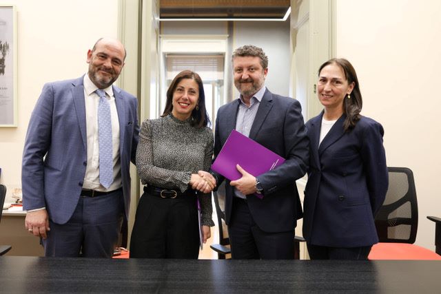 ΕΚΚΟΜΕΔ &amp; Netflix: Η ελληνική δημιουργική βιομηχανία αποκτά «φτερά»