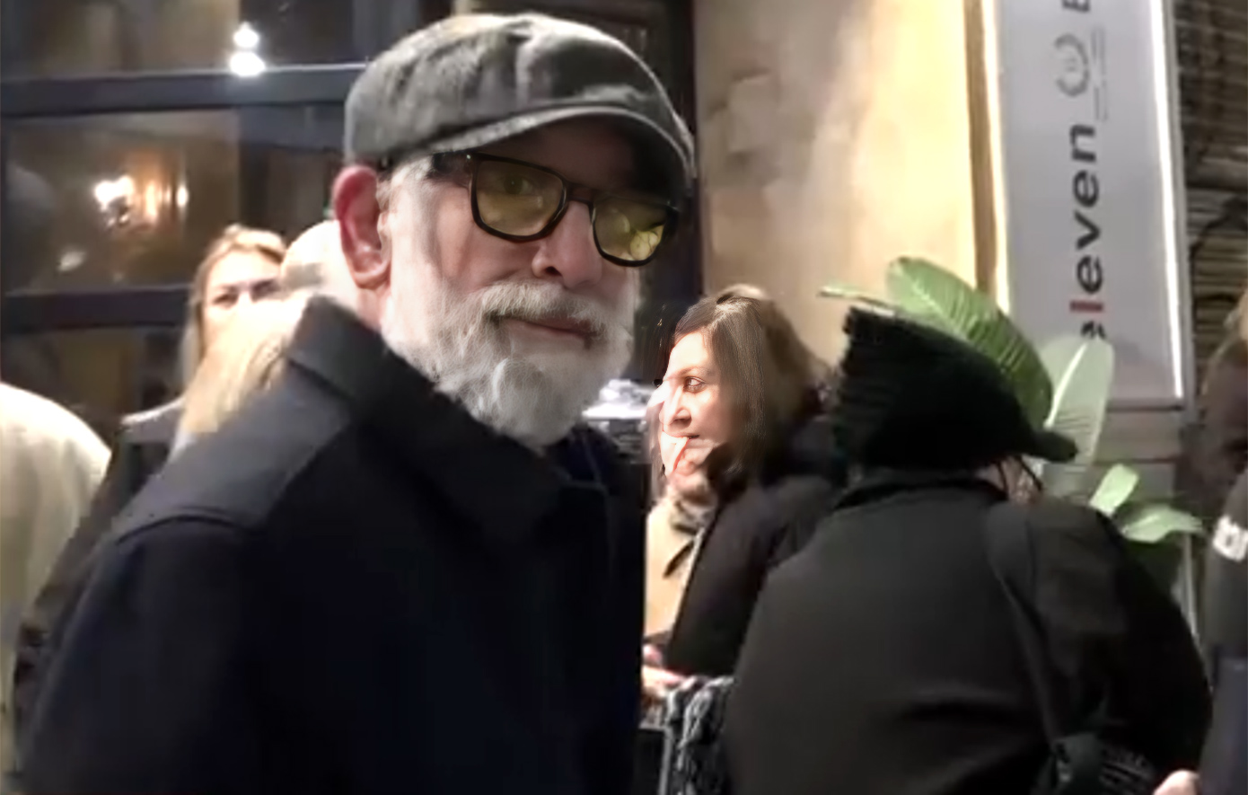 Η αντίδραση του Πέτρου Φιλιππίδη στην κάμερα: «Είσαι καλά, παιδί μου;»