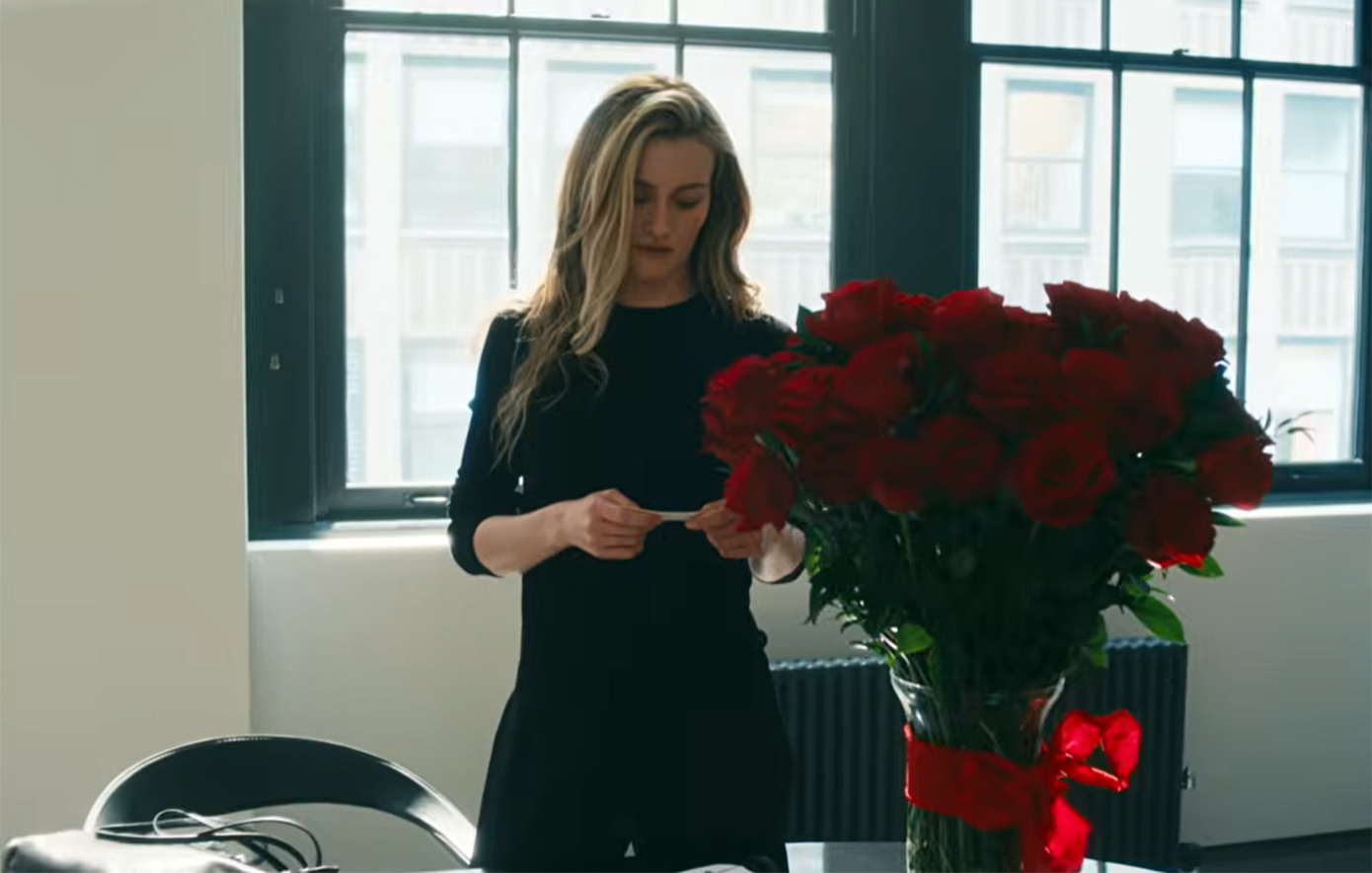 Πώς ήταν να εργάζεσαι στην Calvin Klein τη δεκαετία του &#8217;90 – Τα λευκά λουλούδια, οι προσωπικές φωτογραφίες και τα γυμνά μοντέλα