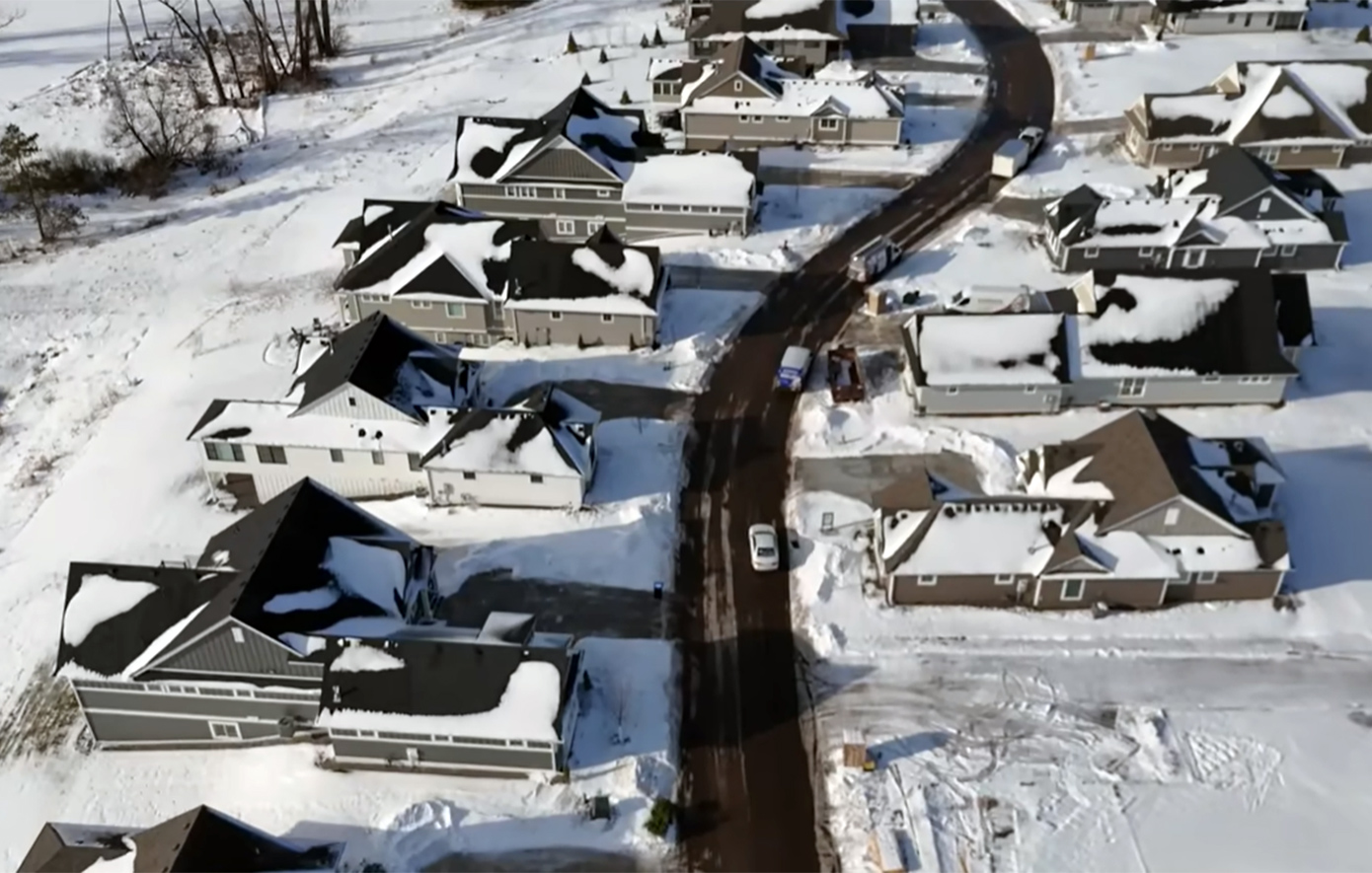 Η πλούσια γειτονιά που δεν εμφανιζόταν στο Google Maps και οι εικόνες που κατέγραψε ένας influencer