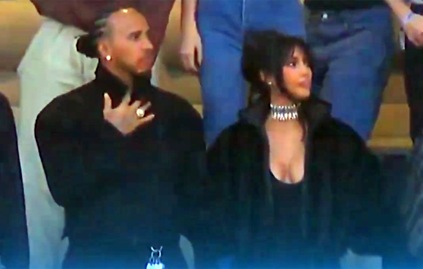 Κιμ Καρντάσιαν και Λιούις Χάμιλτον πήγαν μαζί στο Super Bowl &#8211; Ειδικός στην ανάγνωση χειλιών αποκαλύπτει τι της είπε για τη γνωριμία με τη μητέρα του