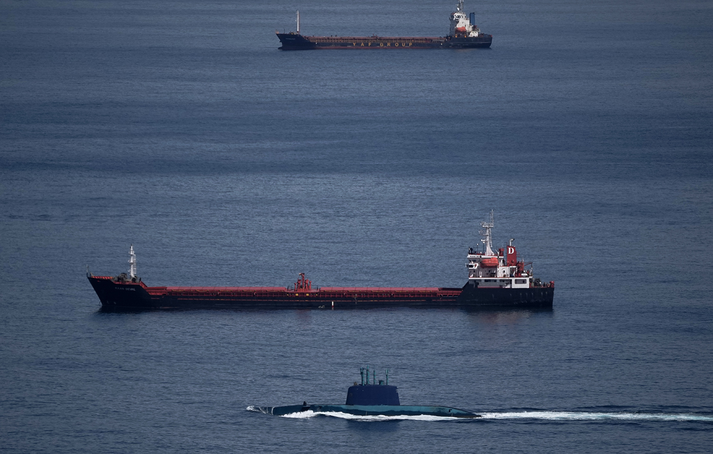 Προσωρινή αναστολή διελεύσεων στα χερσαία σύνορα Τουρκίας-Ιράν &#8211; Κανονικά διεξάγεται το εμπόριο