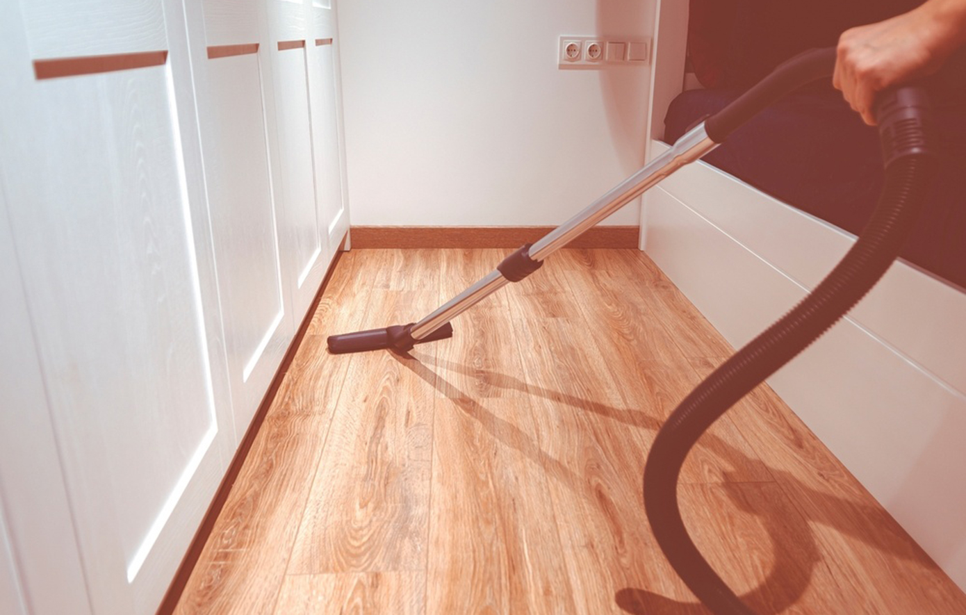 Οι 5 βραδινές συνήθειες των επαγγελματιών για καθαρό σπίτι