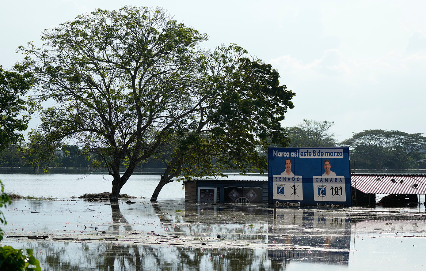 Τουλάχιστον 22 νεκροί από τις καταρρακτώδεις βροχές στην Κολομβία &#8211; Δείτε φωτογραφίες