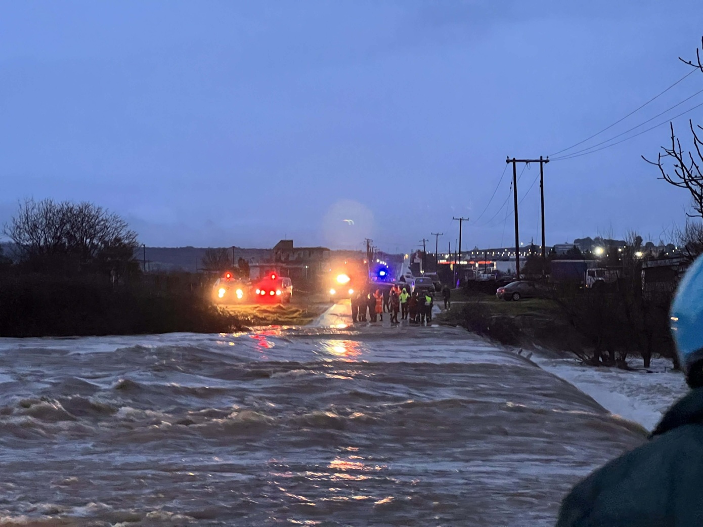 Νεκρός ο οδηγός που παρασύρθηκε από χείμαρρο Κομοτηνή &#8211; Σταματούν οι έρευνες για απόψε