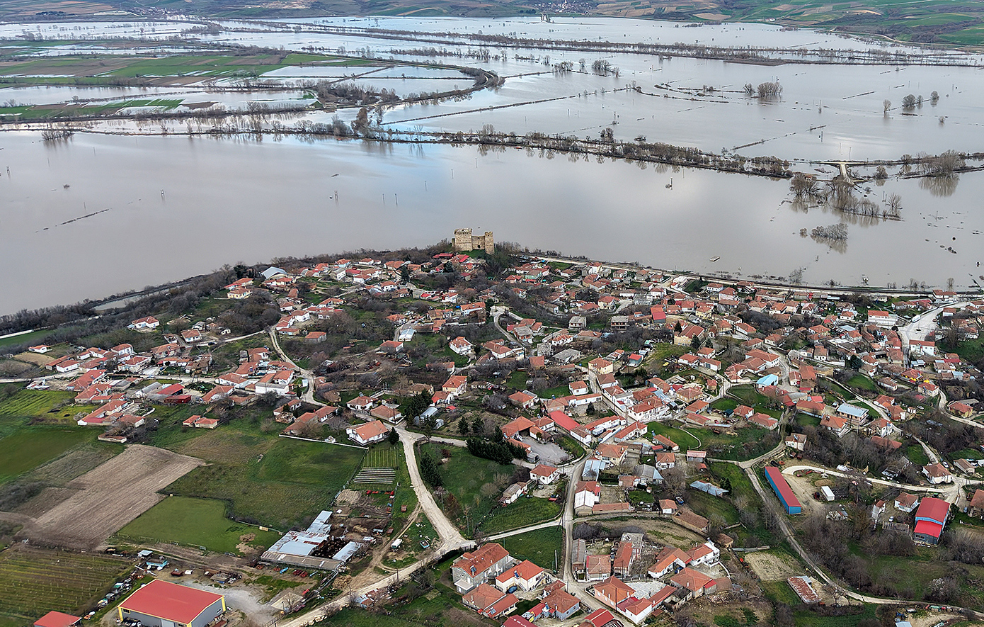 Έβρος: Εφιαλτικές εικόνες αποτυπώνουν το μέγεθος της καταστροφής από τις πλημμύρες