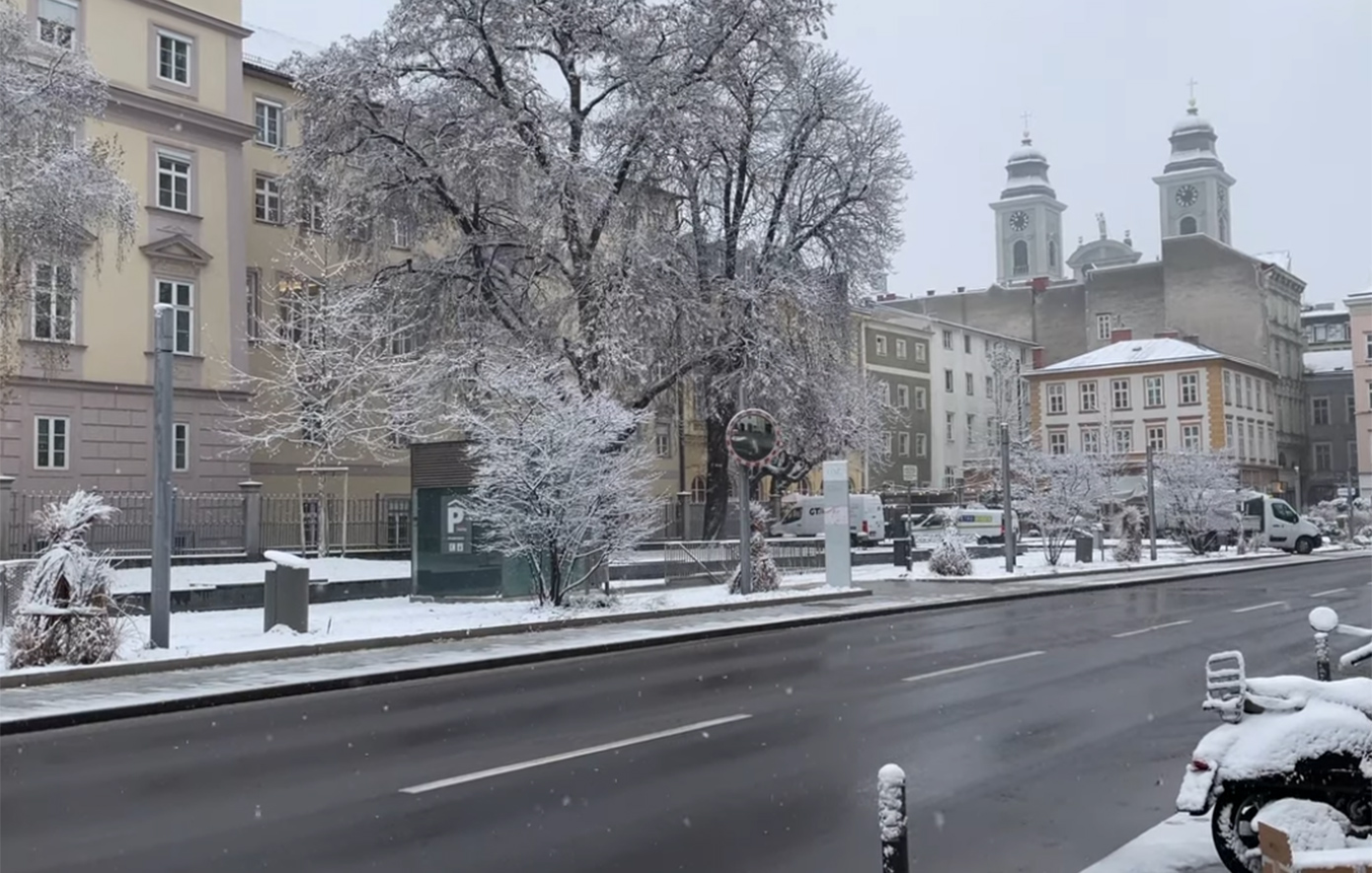 Τέσσερις νεκροί και πολλά προβλήματα στις μεταφορές από τη σφοδρή χιονόπτωση στην Αυστρία
