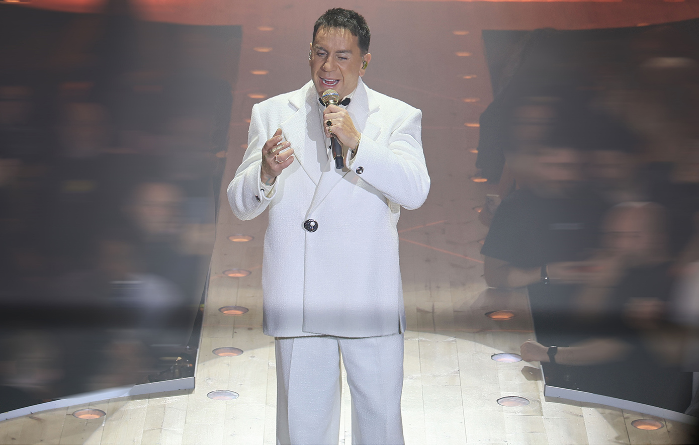 Γιώργος Μαζωνάκης: Η μητέρα του πήρε εξιτήριο την ημέρα που ο τραγουδιστής εισήχθη στο νοσοκομείο