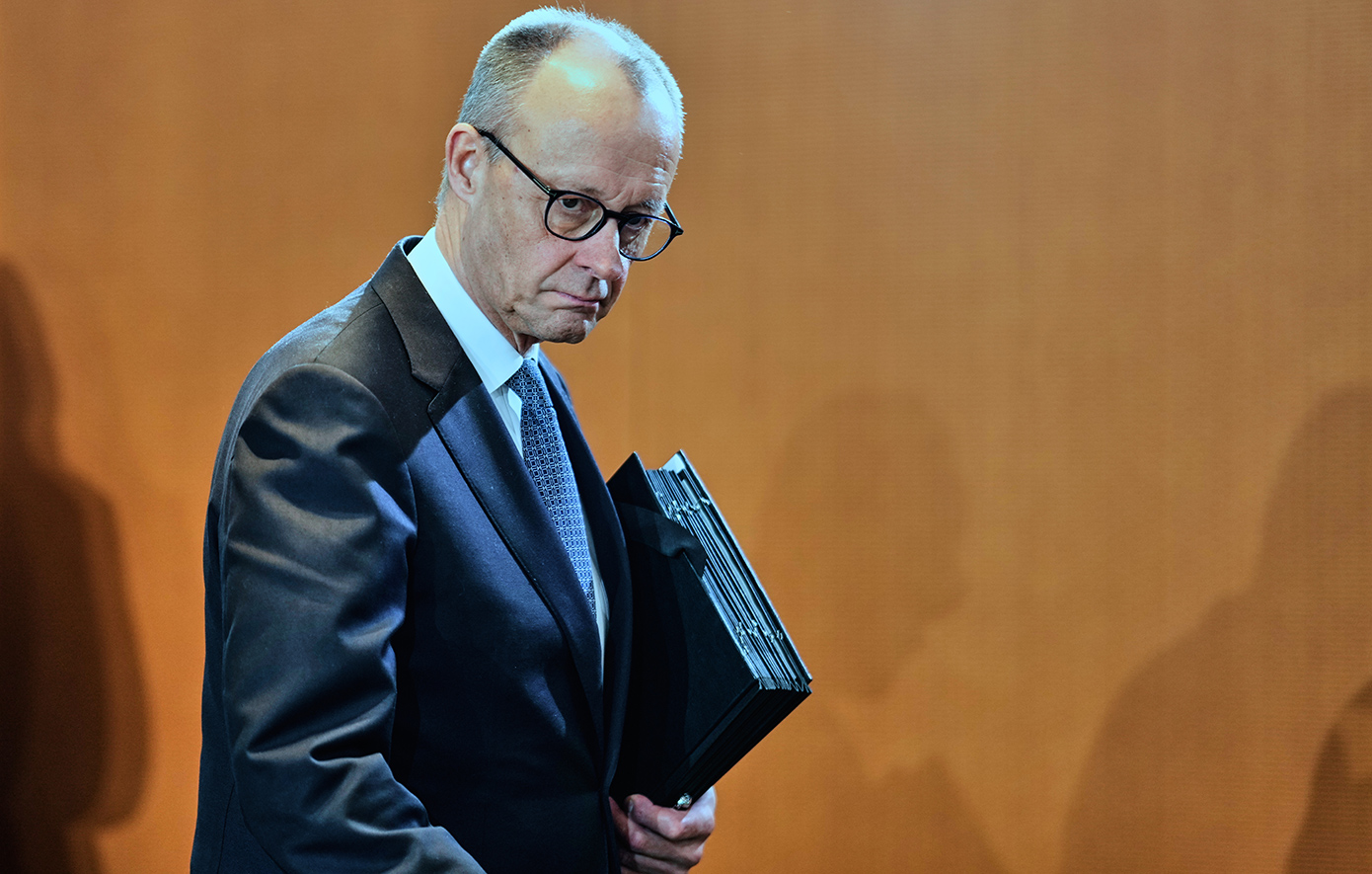 Η Γερμανία ξέμεινε από «ζωτικό χώρο»: Η έκκληση του Μερτς να γίνουν Έλληνες οι Γερμανοί