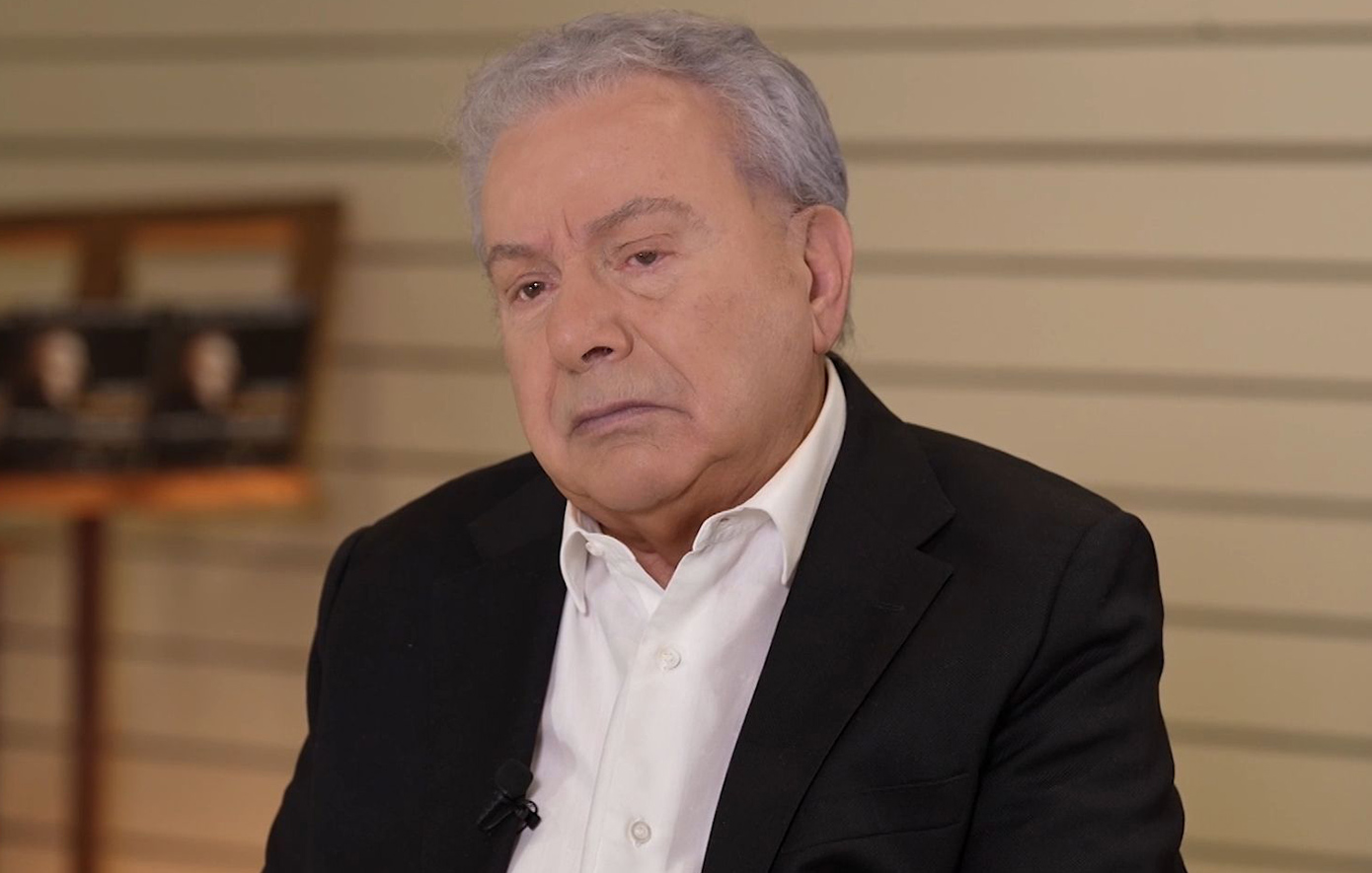 Μανώλης Μητσιάς: «Το πολύ σε έναν χρόνο θα σταματήσω το τραγούδι &#8211; Θέλω να φύγω όρθιος»