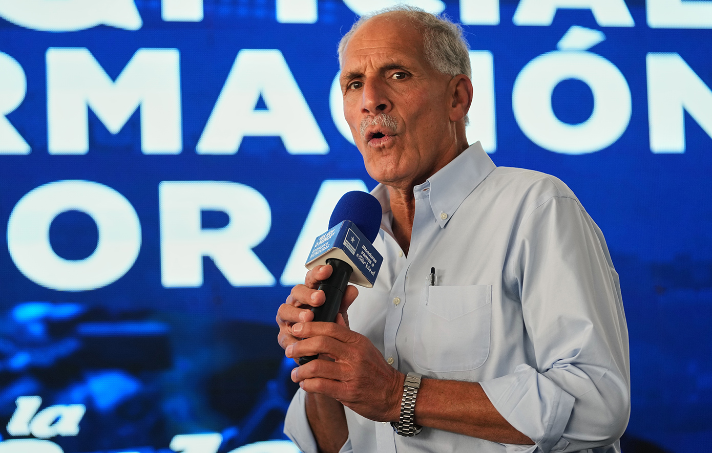 Συνάντηση κορυφής Ασφούρα &#8211; Τραμπ: Στην Ουάσιγκτον ο νέος πρόεδρος της Ονδούρας