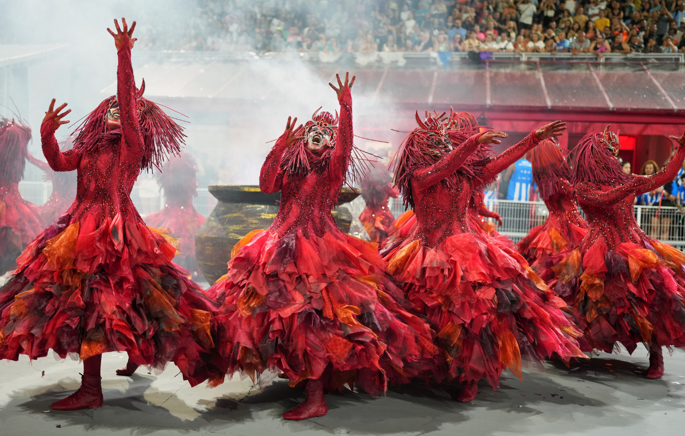 Έκρηξη σε καρναβαλικό άρμα στην Ελβετία: 11 τραυματίες από κανόνι κομφετί