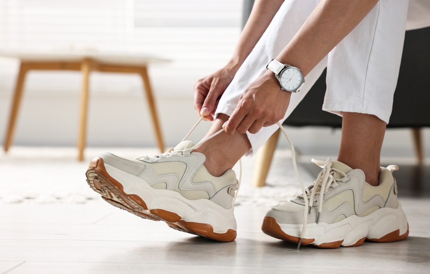 Ποια παπούτσια είναι επικίνδυνα για τα γόνατα;