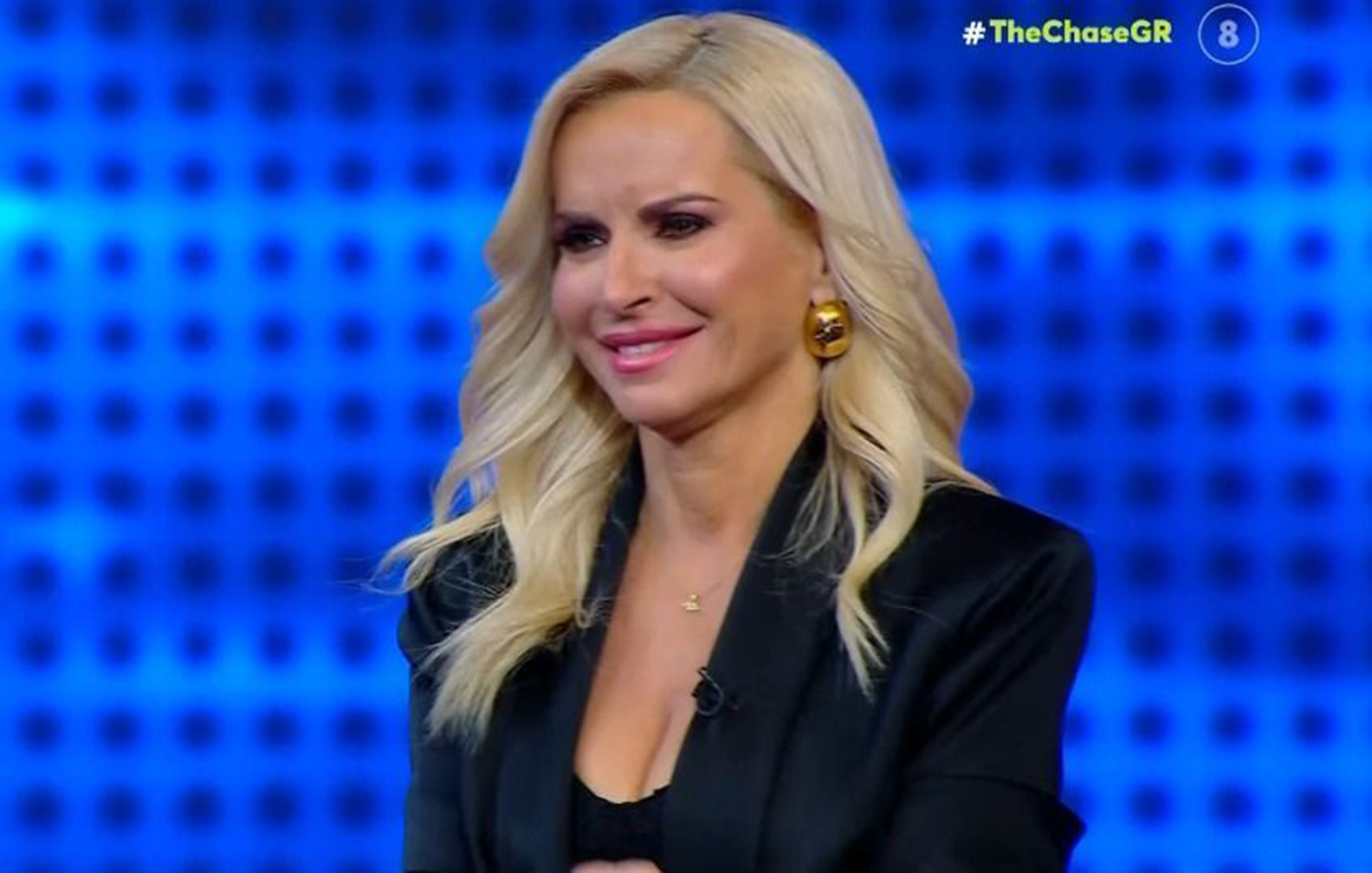 Μαρία Μπεκατώρου: Ο Δημήτρης Σταρόβας μού έμαθε ότι «οι ψηλές είναι για την παρέλαση, οι κοντές για το κρεβάτι»