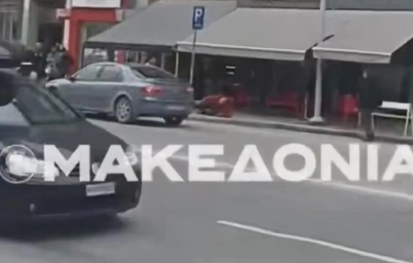 Πατέρας ξυλοκόπησε έξω από τα δικαστήρια 62χρονο που είχε παρασύρει με αυτοκίνητο το παιδί του