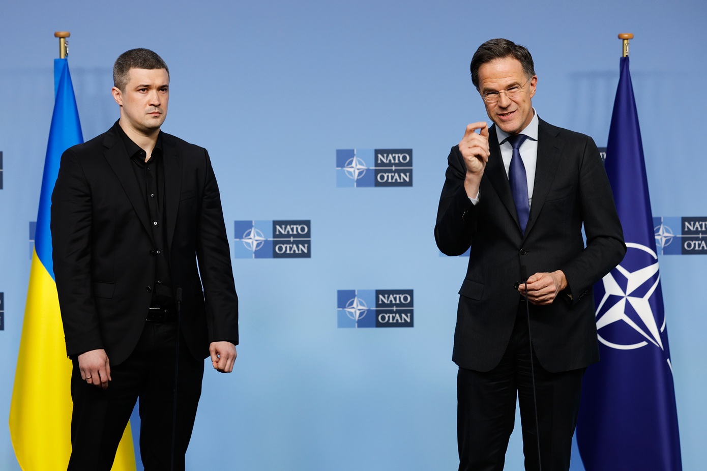 Το ΝΑΤΟ δεσμεύτηκε για στρατιωτική βοήθεια εκατοντάδων εκατ. δολαρίων στην Ουκρανία