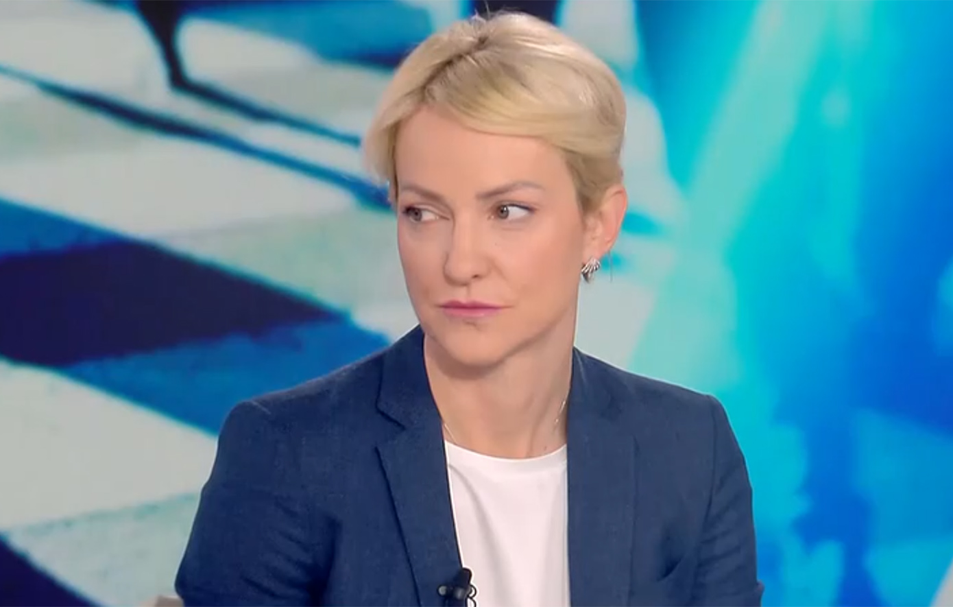 Σδούκου: Το ΠΑΣΟΚ προσπαθεί να ενοχοποιήσει συλλογικά ένα κόμμα αλλά έρχονται υποθέσεις που αφορούν στελέχη του &#8211; «Λούζεσαι αυτά που έλεγες»