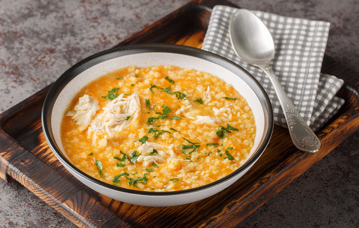 Κοτόσουπα με λαχανικά και ρύζι